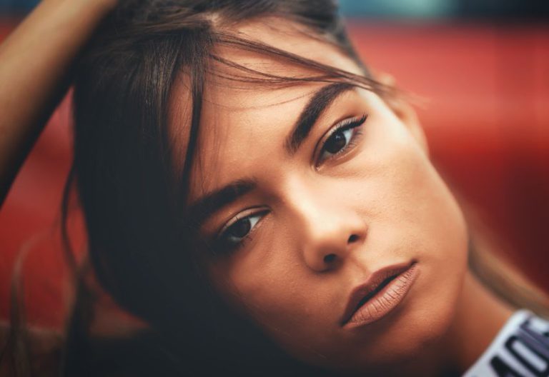 A Microblading hatás – Melyik szemöldök tollat válasszuk? Ismerd meg 3 legjobb választásunkat!